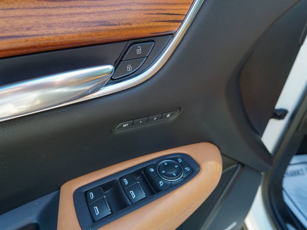 Used 2021 Cadillac XT5 Premium Luxury FWD image 19