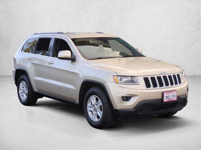Used 2015 Jeep Grand Cherokee Laredo w/ Quick Order Package 23E image 3