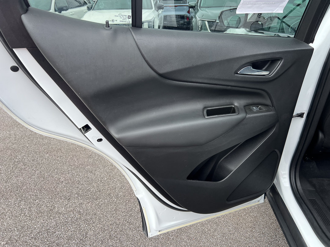 Used 2021 Chevrolet Equinox LT AWD/4WD image 30