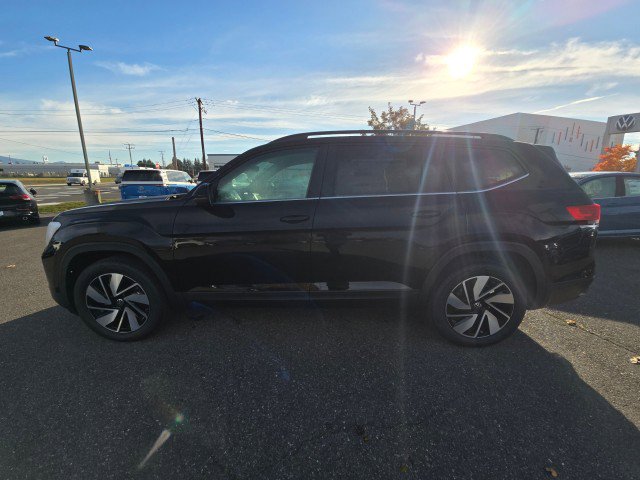 New 2026 Volkswagen Atlas SE image 7