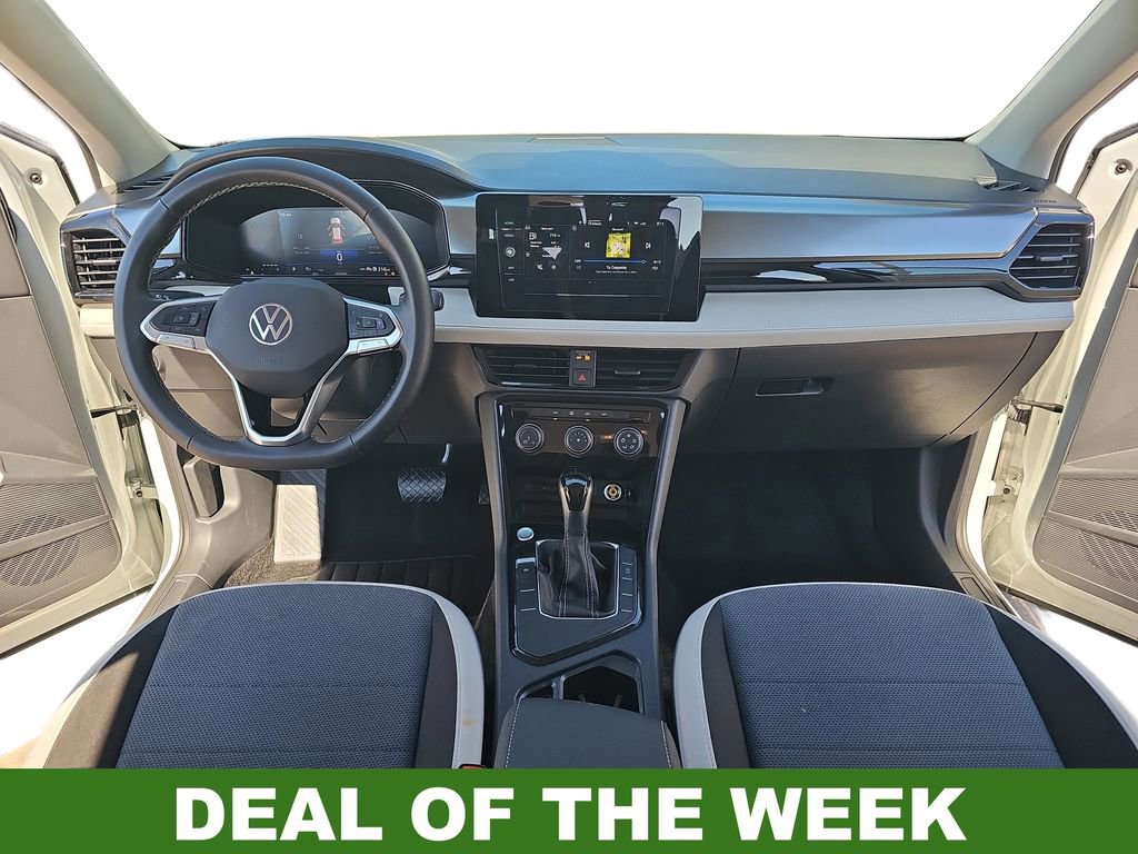 Used 2025 Volkswagen Taos S image 9