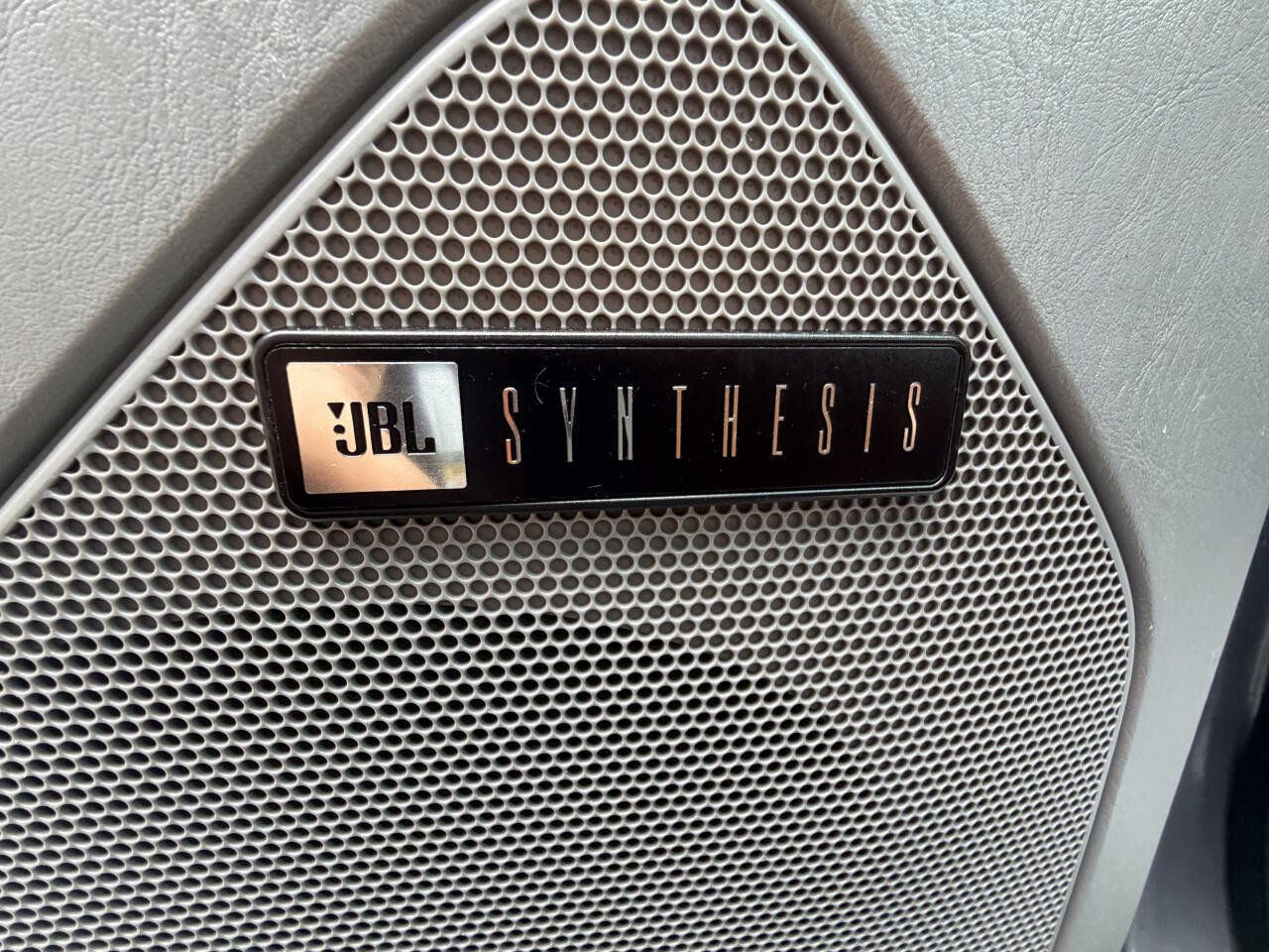 Used 2003 Toyota 4Runner Limited image 38