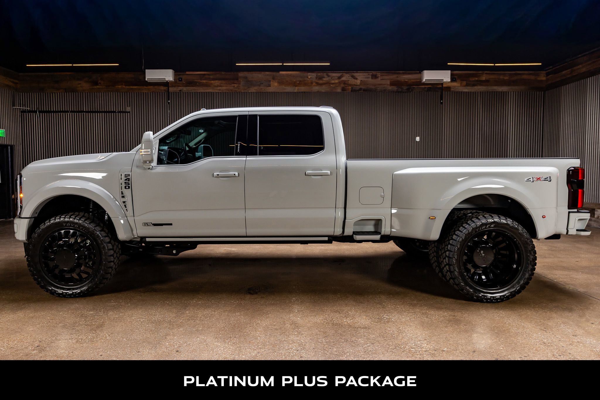 Used 2026 Ford F450 Platinum w/ Platinum Plus Package image 6