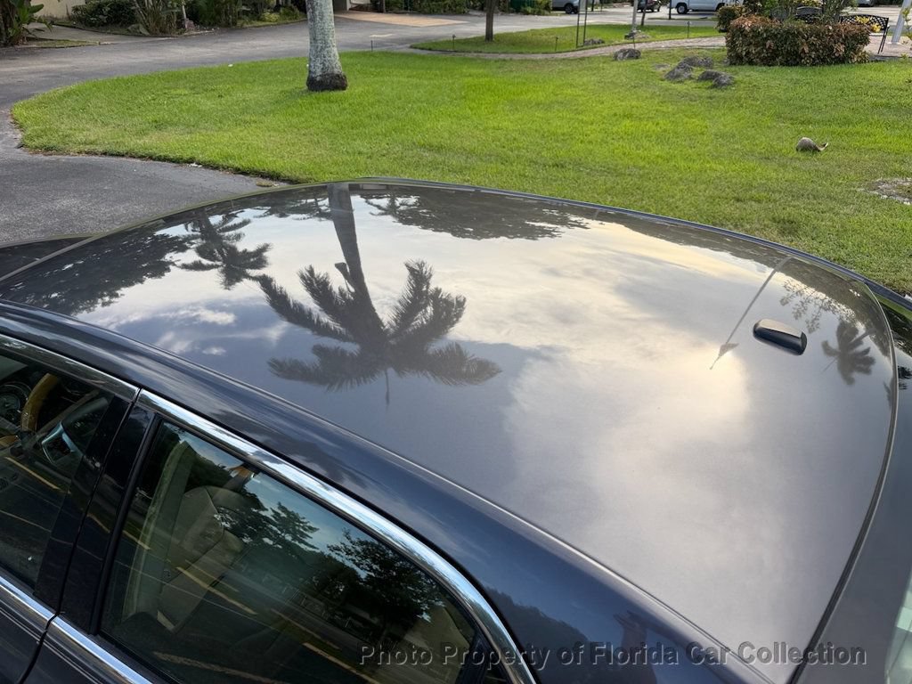 Used 2013 Chrysler 300 C RWD image 28