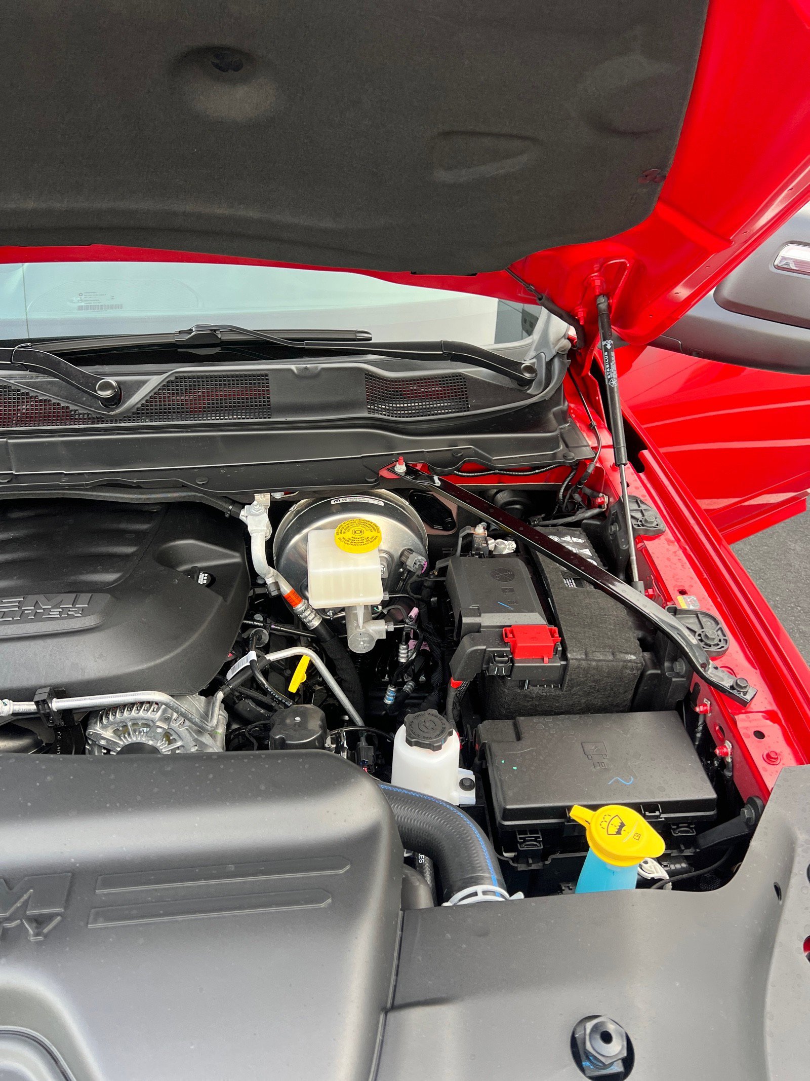 New 2026 RAM 2500 Tradesman AWD/4WD image 17