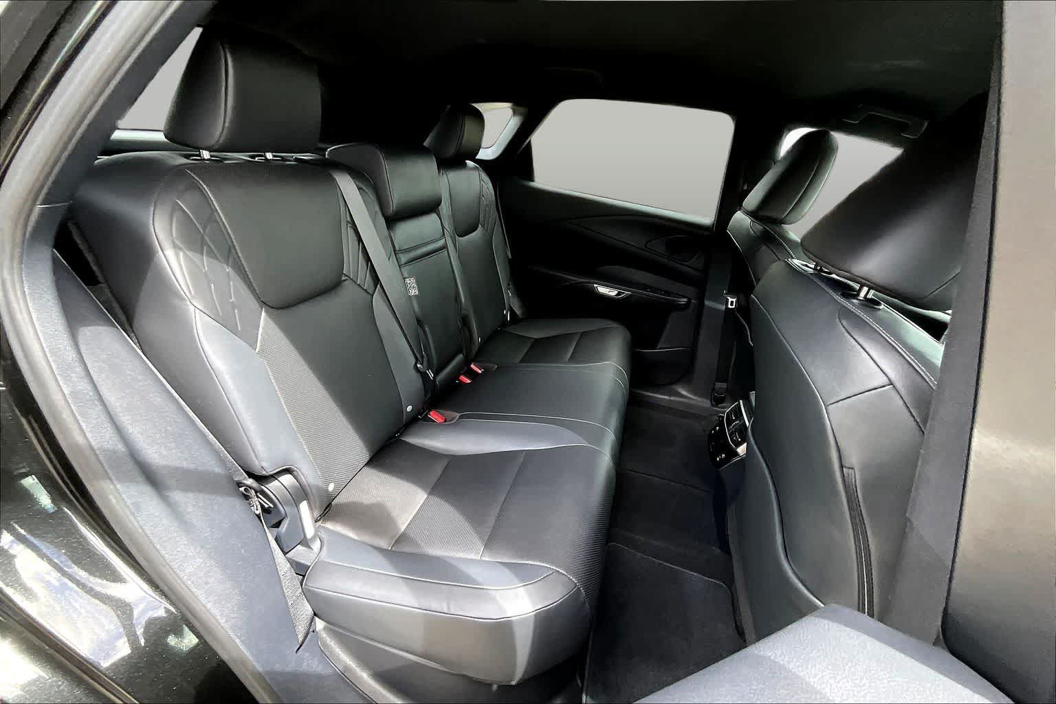 Used 2024 Lexus RX 350 FWD w/ Technology Package image 38