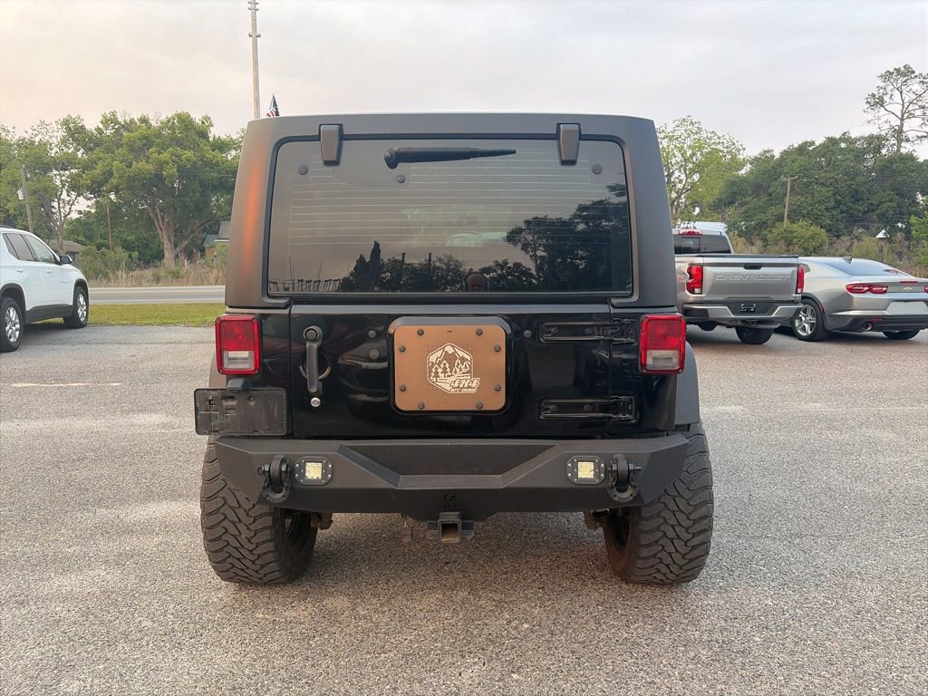 Used 2018 Jeep Wrangler Unlimited Sport w/ Connectivity Group AWD/4WD image 7