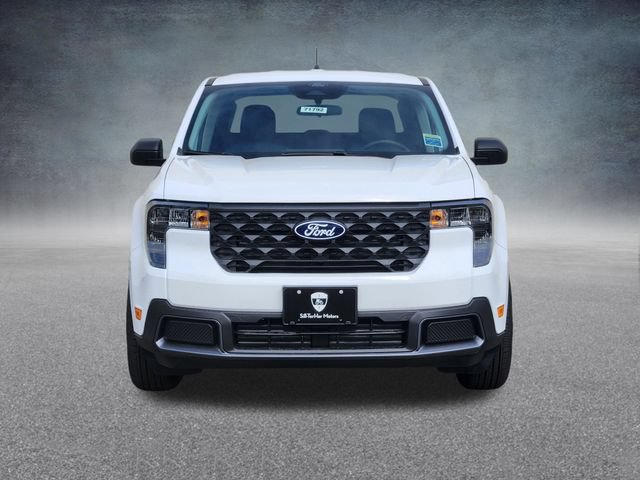 New 2026 Ford Maverick XLT w/ Equipment Group 301A AWD/4WD image 2