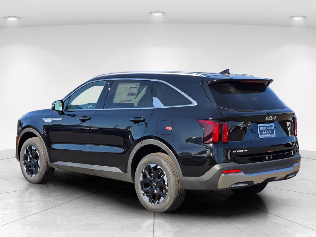 New 2026 Kia Sorento S AWD/4WD image 4
