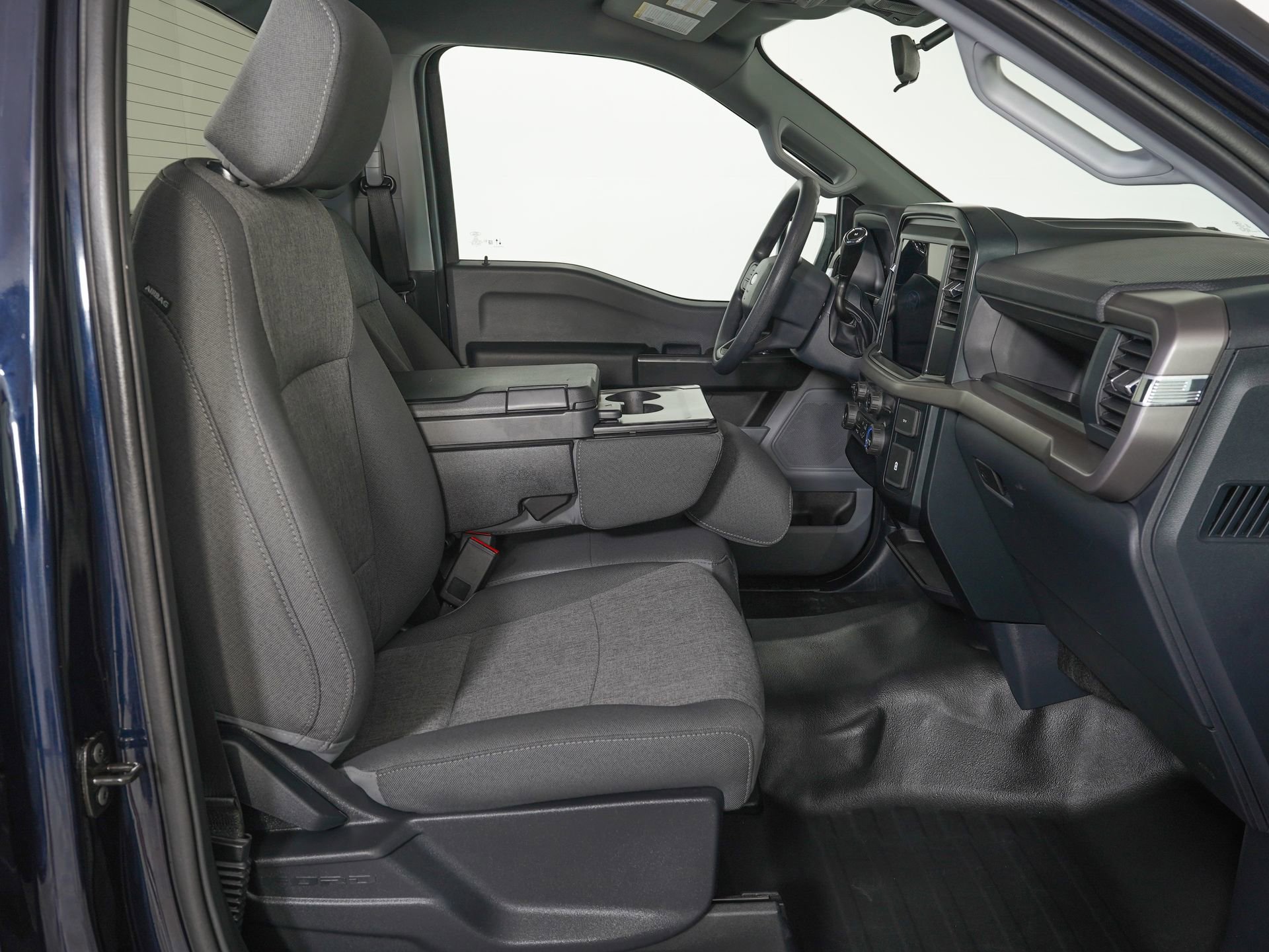 Used 2025 Ford F150 XL w/ Equipment Group 103A High image 11