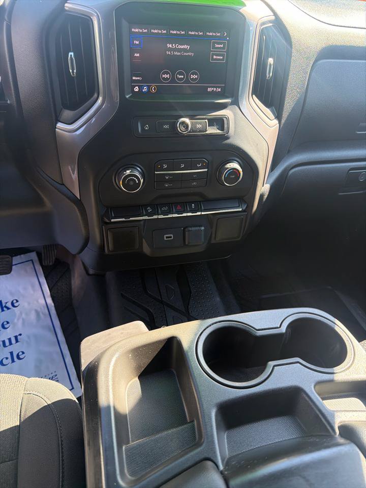 Used 2020 Chevrolet Silverado 1500 Custom Trail Boss w/ Custom Convenience Package AWD/4WD image 8