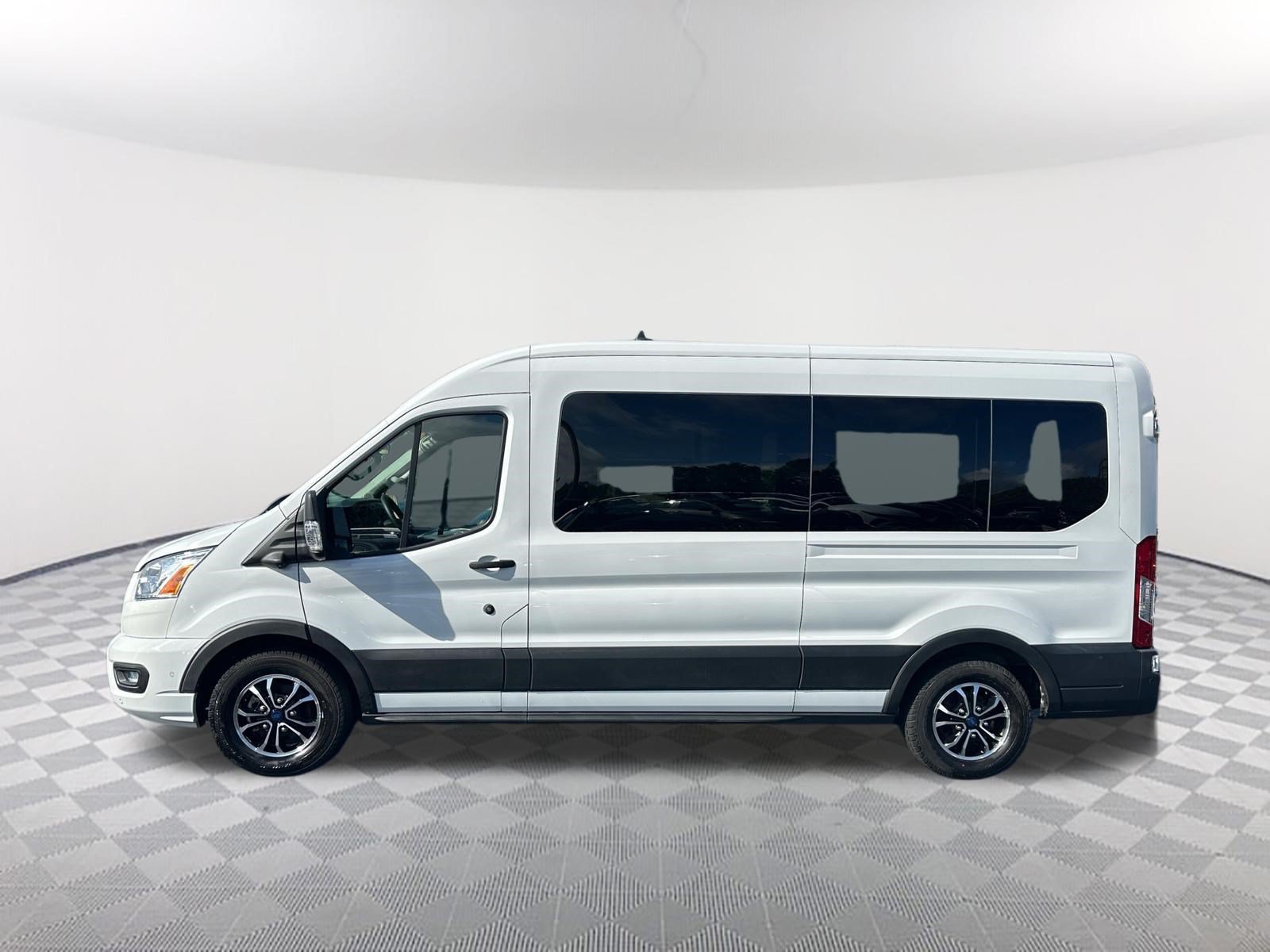 Used 2022 Ford Transit 350 XLT RWD image 8