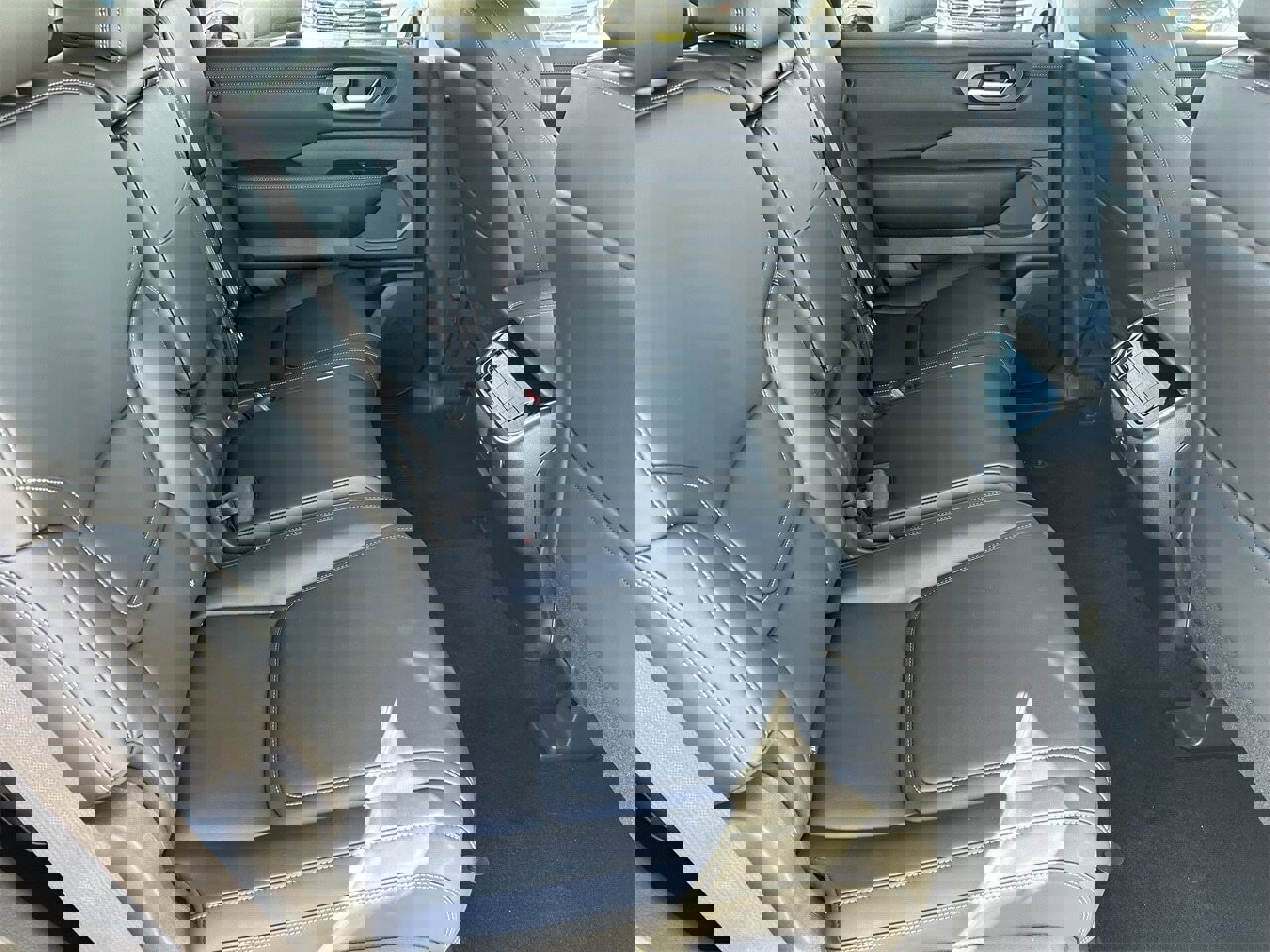 New 2026 Nissan Armada SV image 12