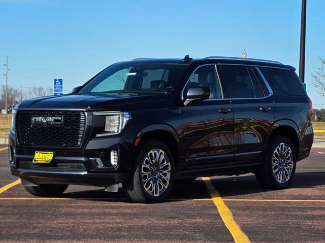 Used 2023 GMC Yukon Denali Ultimate w/ LPO, Floor Liner Package image 37