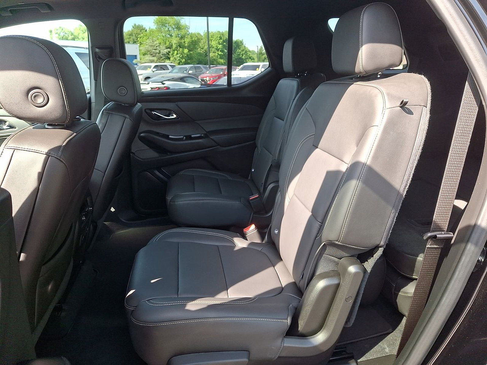 Certified 2023 Chevrolet Traverse LT w/ LT Premium Package AWD/4WD image 20