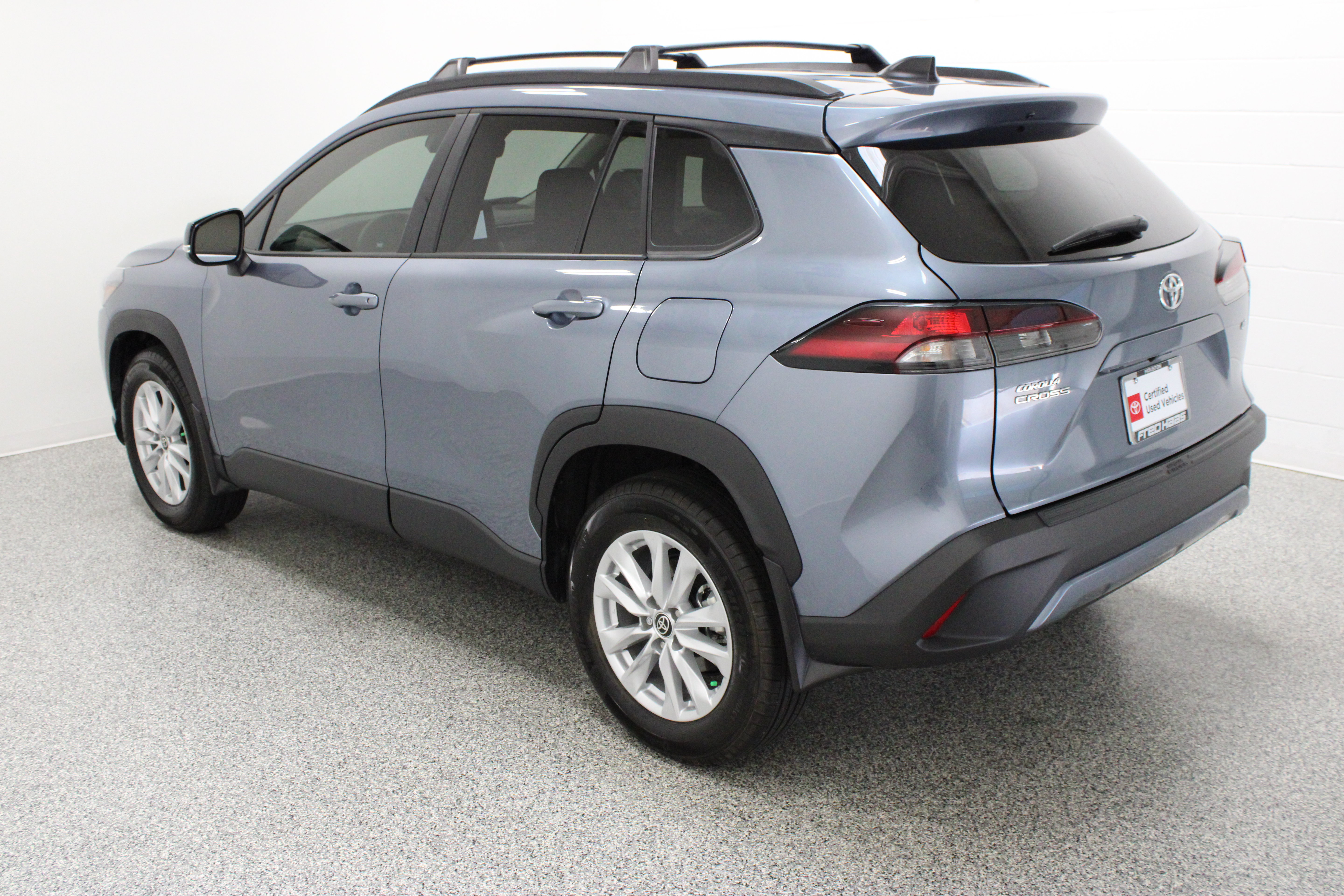 Certified 2026 Toyota Corolla Cross LE FWD image 9
