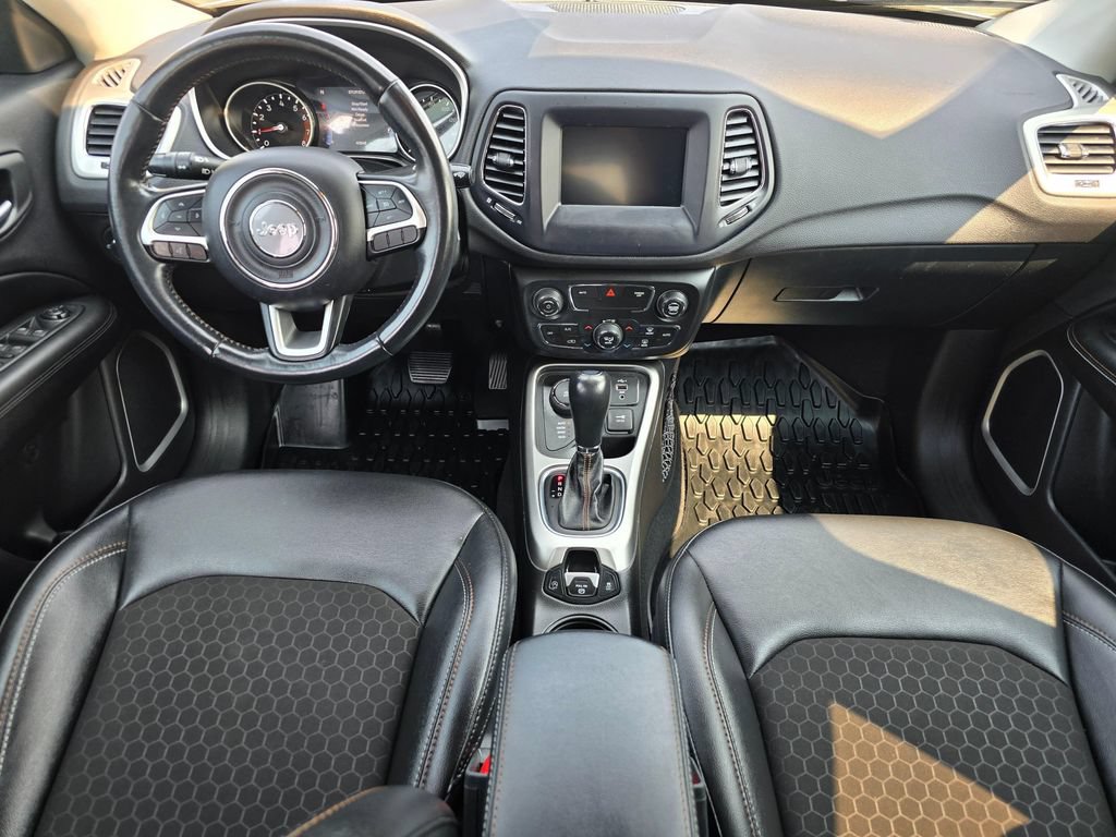 Used 2021 Jeep Compass Latitude w/ Convenience Group AWD/4WD image 17