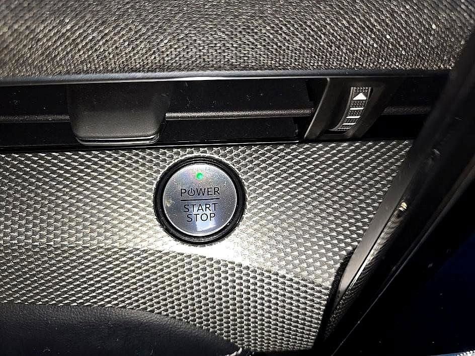 Used 2022 Ford Mustang Mach-E Select image 17