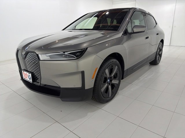 Used 2025 BMW iX xDrive50 w/ Premium Package image 1