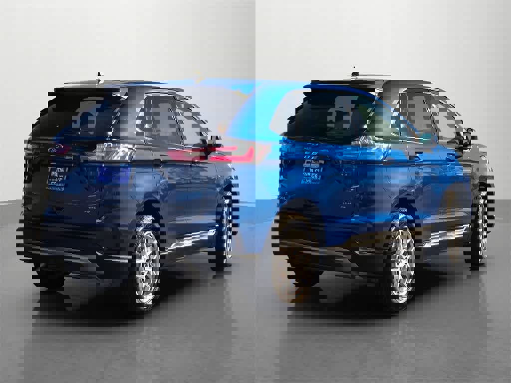 Used 2024 Ford Edge SEL image 6
