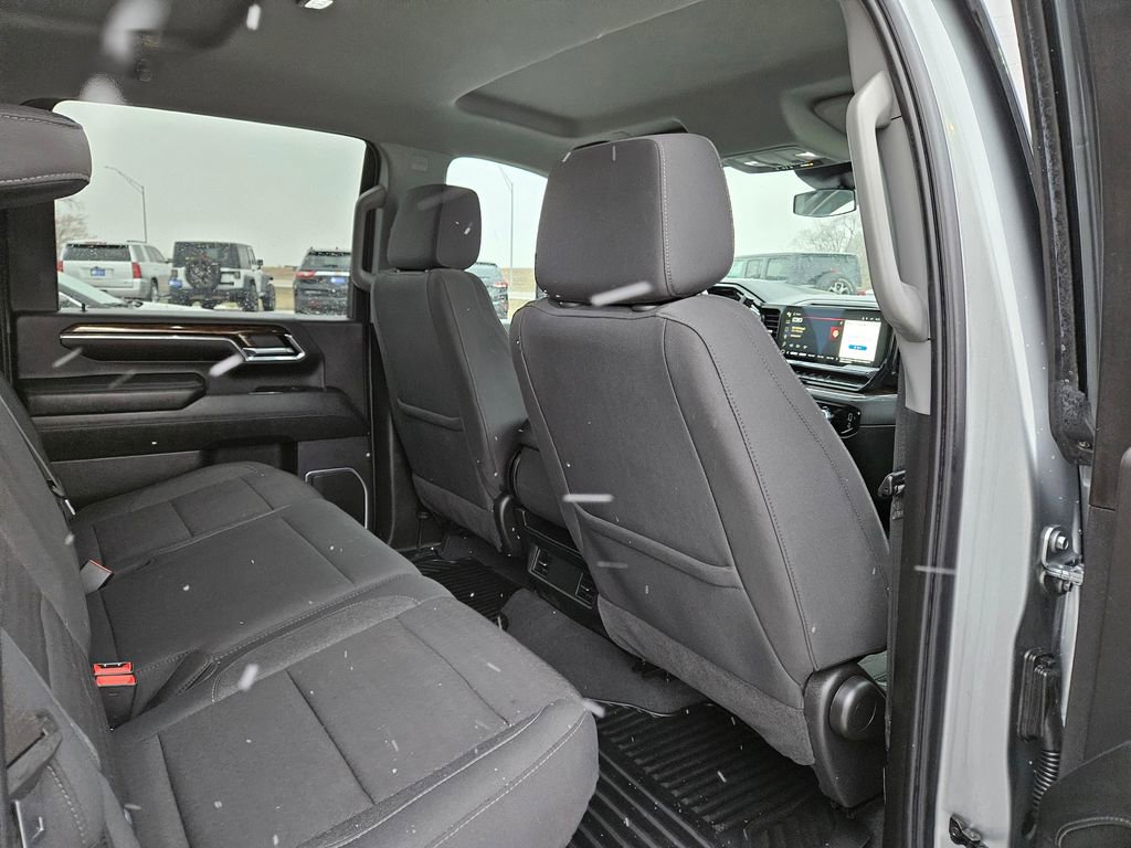 Used 2024 GMC Sierra 3500 SLE image 32