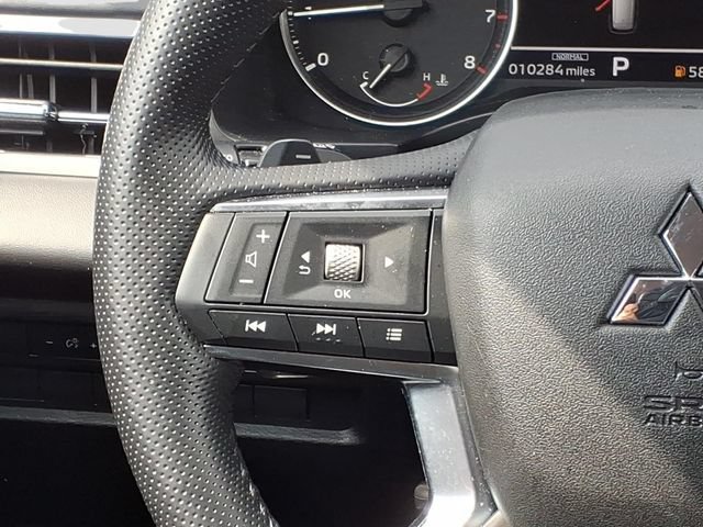 Used 2024 Mitsubishi Outlander SE AWD/4WD image 11