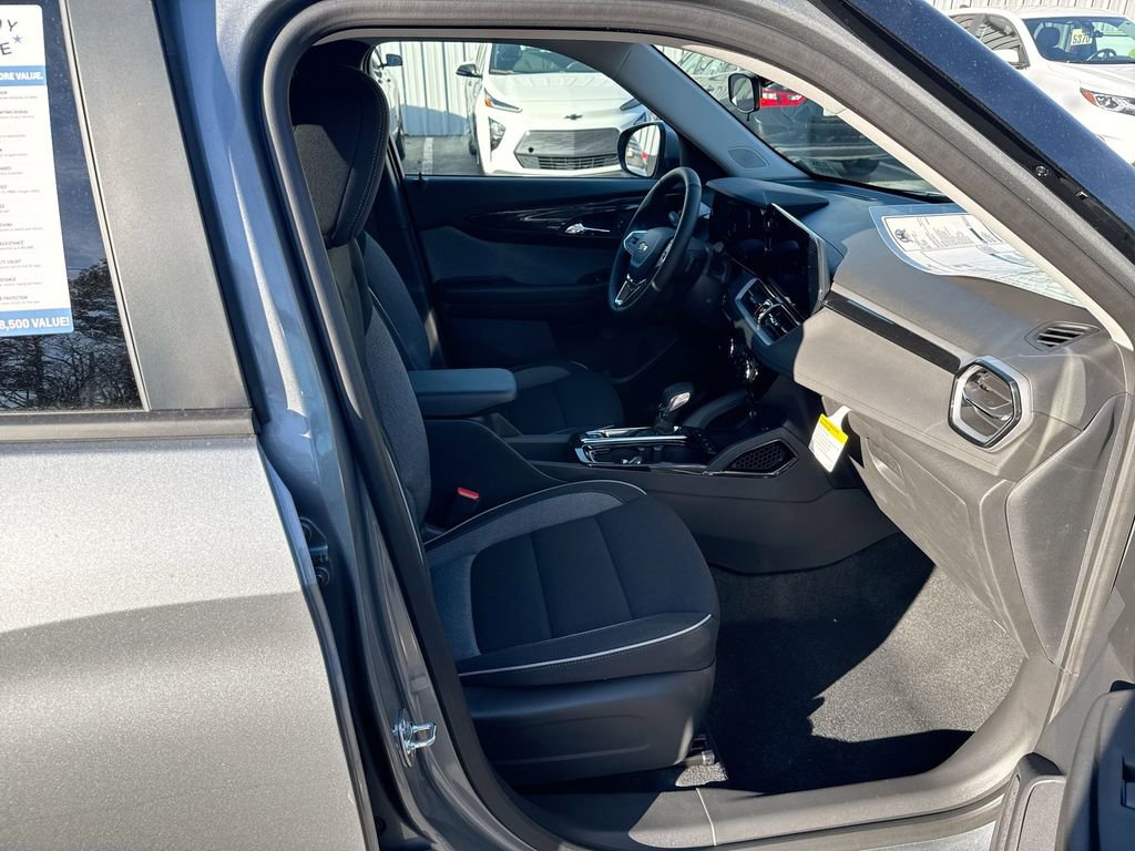 New 2026 Chevrolet TrailBlazer LT w/ LT Cold Weather Package image 31