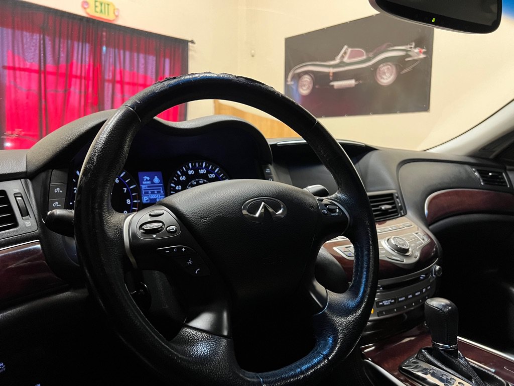 Used 2018 INFINITI Q70 L 3.7 RWD image 31