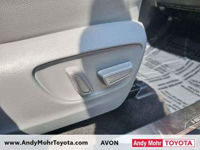 Used 2023 Toyota Highlander Platinum FWD image 42