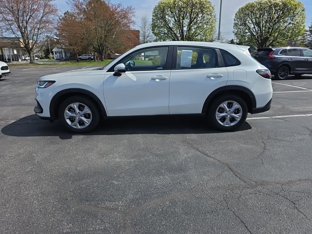 Used 2023 Honda HR-V LX image 4