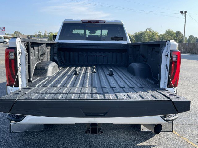 Used 2024 GMC Sierra 3500 Denali w/ Denali Reserve Package image 27