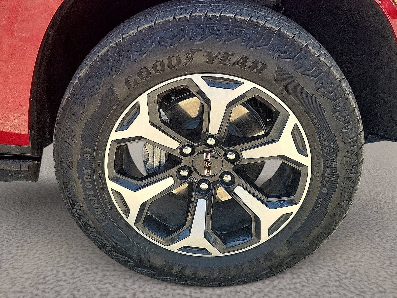 Used 2026 GMC Yukon AT4 w/ AT4 Premium Plus Package AWD/4WD image 7