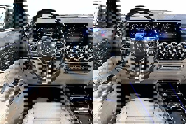 Certified 2025 Mercedes-Benz GLA 250 4MATIC image 11