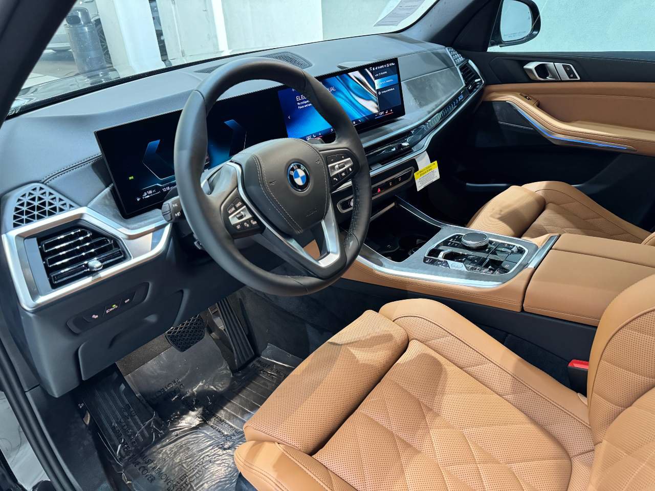 Used 2026 BMW X5 xDrive50e w/ Parking Assistance Package AWD/4WD image 13