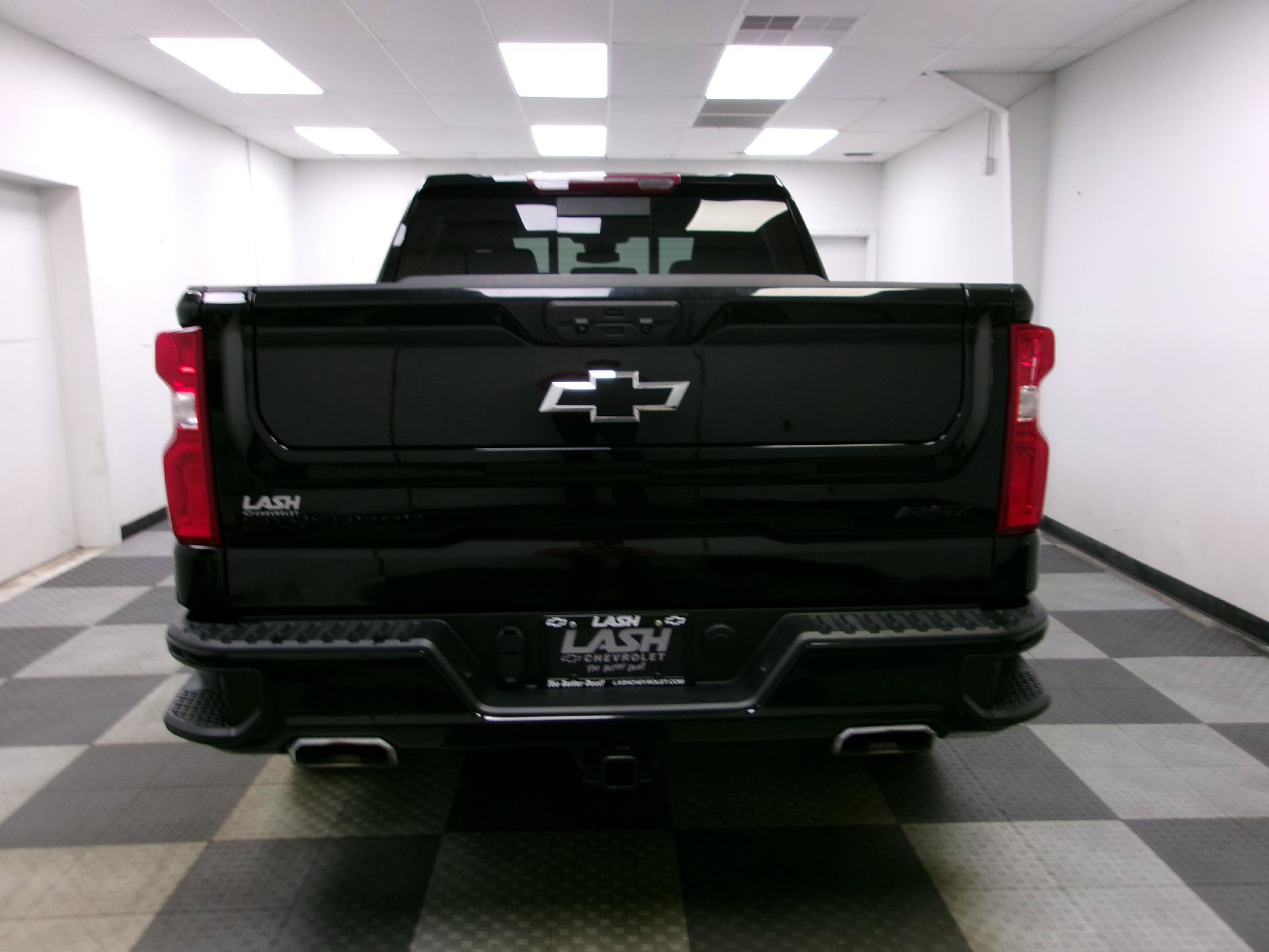 Used 2024 Chevrolet Silverado 1500 RST w/ Convenience Package II AWD/4WD image 11