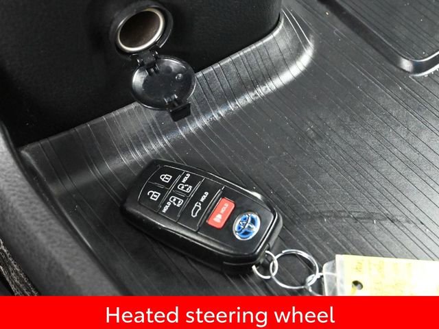 Certified 2023 Toyota Sienna Platinum image 21