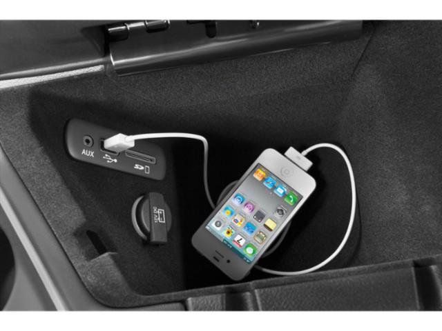 Used 2015 Dodge Challenger SXT RWD image 33