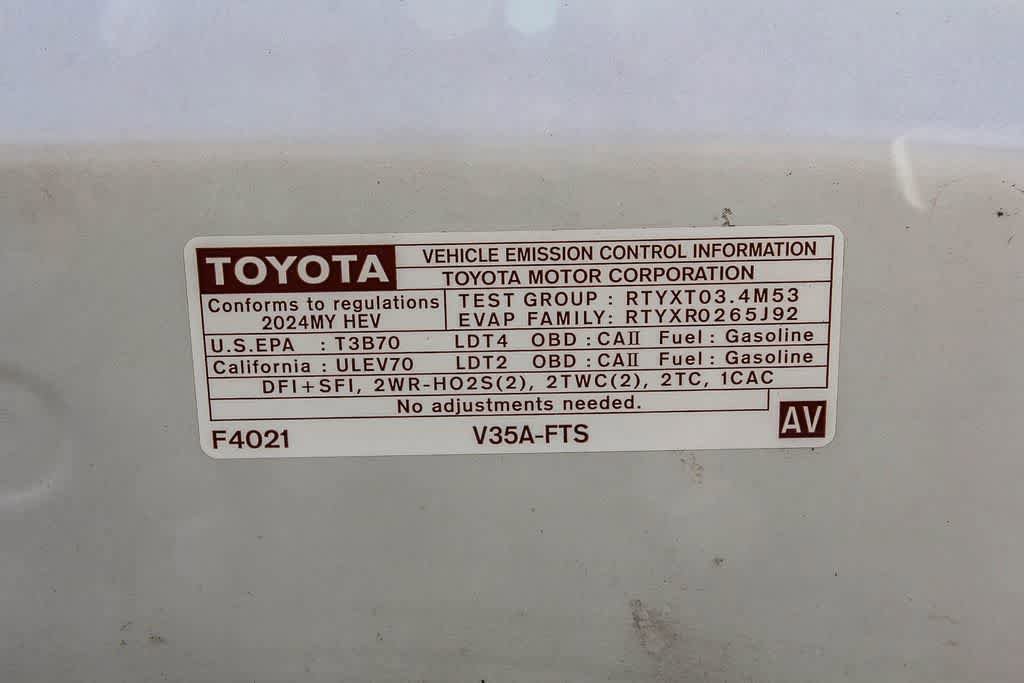Used 2024 Toyota Sequoia TRD Pro AWD/4WD image 29