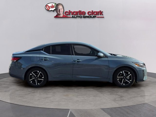 Certified 2025 Nissan Sentra SV FWD image 7