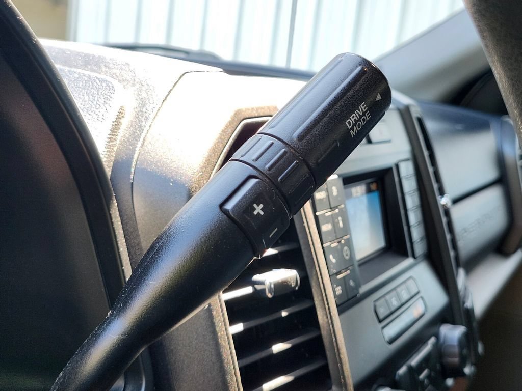 Used 2021 Ford F550 4x4 Regular Cab Super Duty image 21