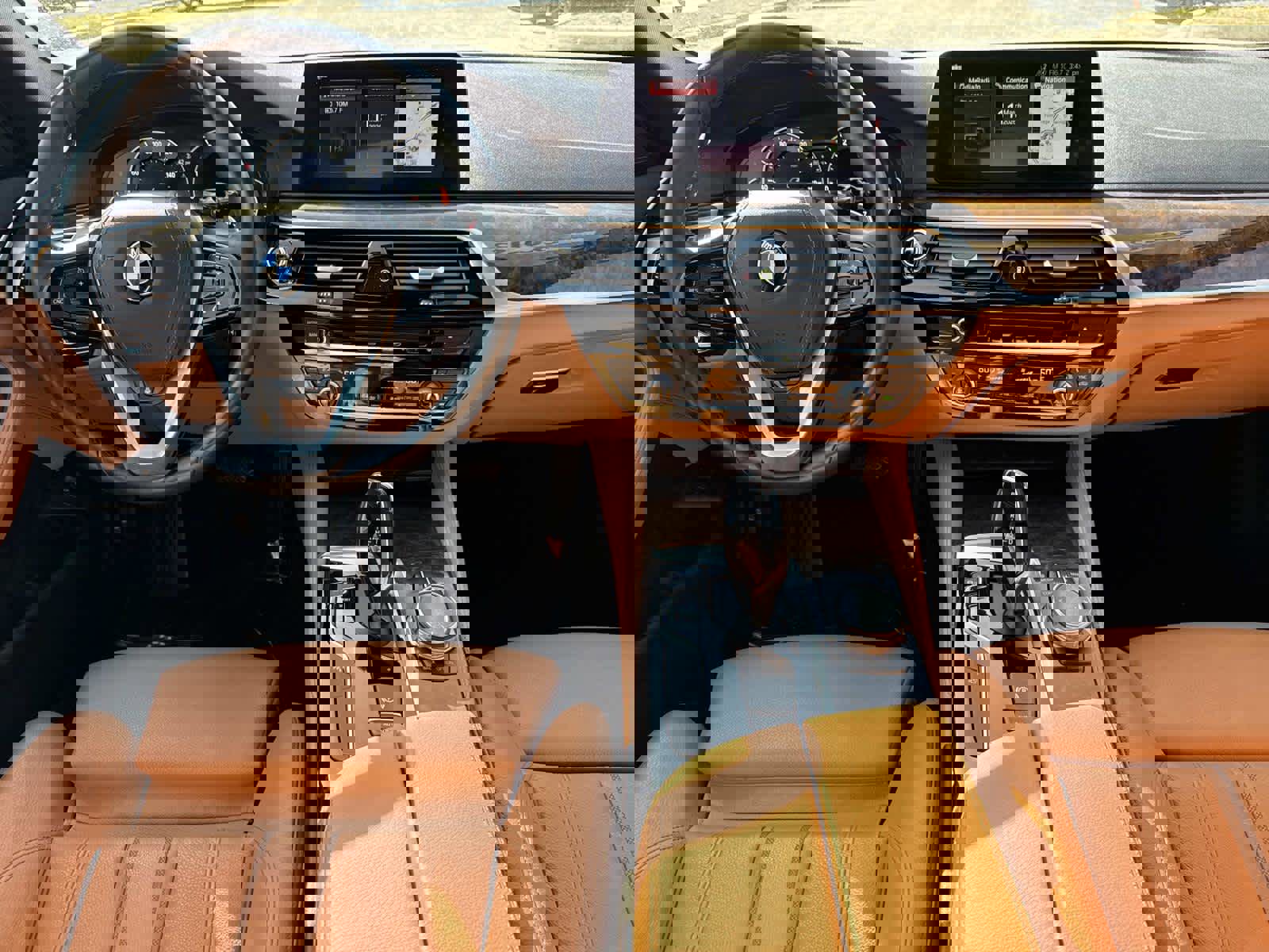 Used 2018 BMW 540i xDrive w/ M Sport Package image 17