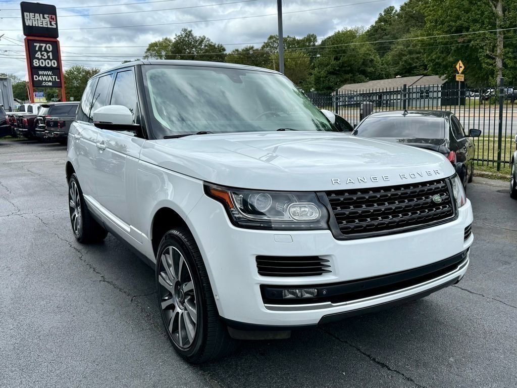 Used 2014 Land Rover Range Rover Supercharged image 3