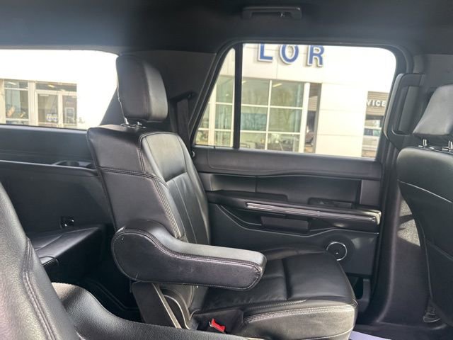 Used 2020 Ford Expedition Max XLT w/ Equipment Group 201A image 15