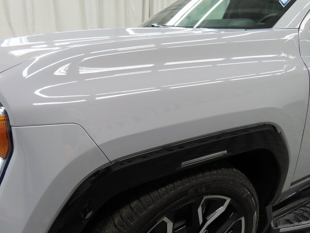 Used 2025 GMC Sierra EV Denali image 53