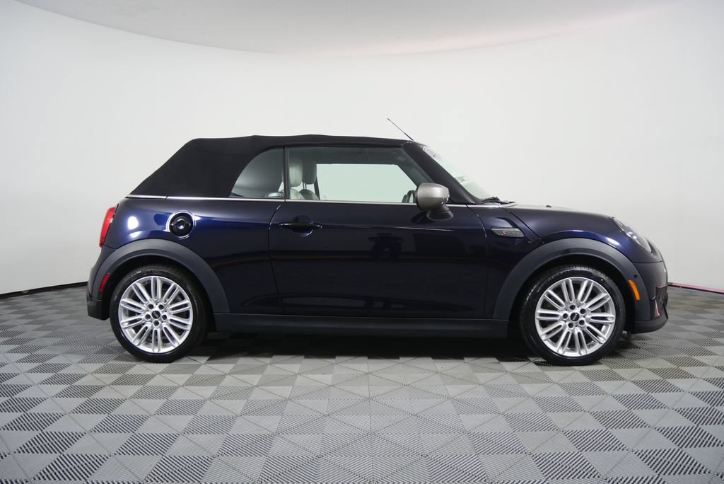 Used 2023 MINI Cooper S FWD image 2