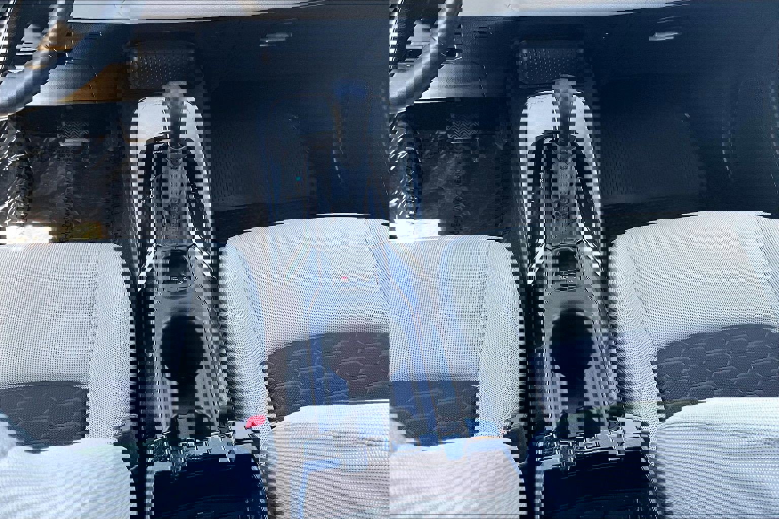 Used 2021 Toyota Corolla SE image 30