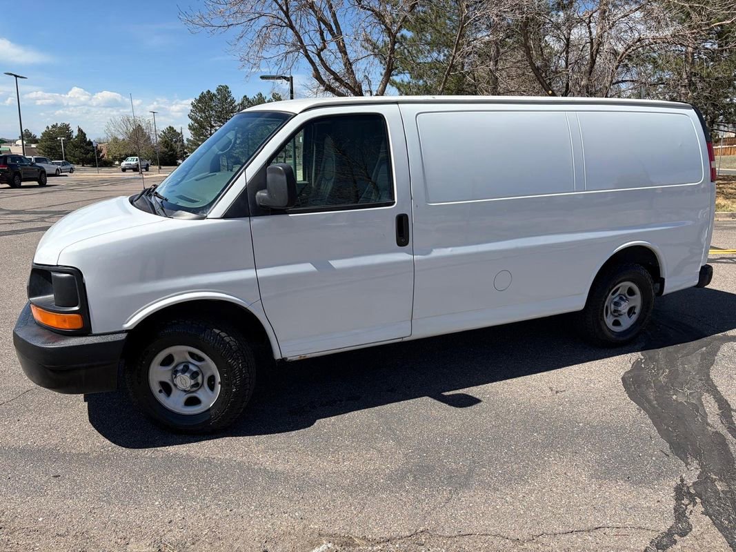 Used 2007 Chevrolet Express 1500 image 3