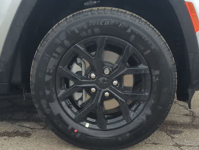 New 2026 Jeep Grand Cherokee Altitude AWD/4WD image 13