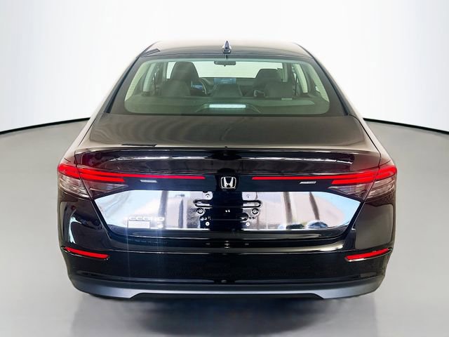 Used 2025 Honda Accord LX image 7