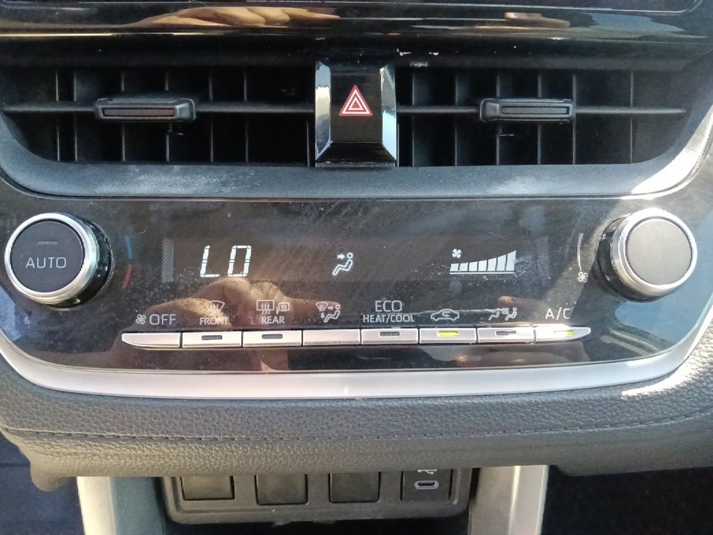 Used 2023 Toyota Corolla Cross LE FWD image 25